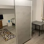 公寓 Monteursunterkunft - Fitters' With Shared Kitchen *