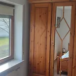 Monteursunterkunft - Fitters' With Shared Kitchen Egenhofen