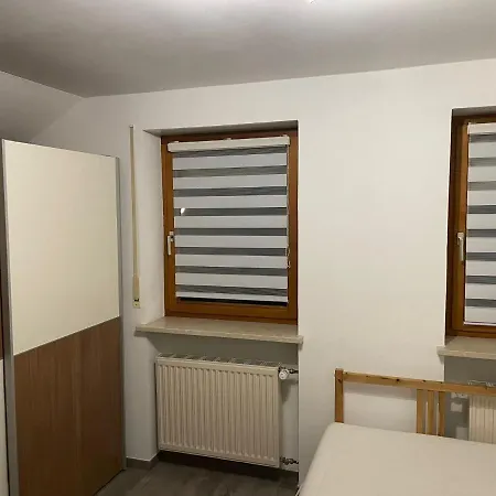 Monteursunterkunft - Fitters' With Shared Kitchen דירה Egenhofen