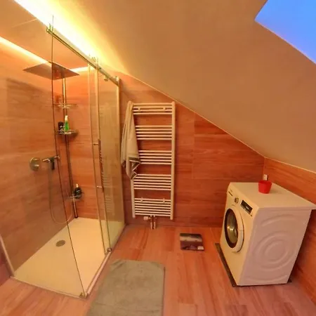 Monteursunterkunft - Fitters' With Shared Kitchen